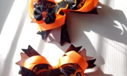 Bat pigtail bows