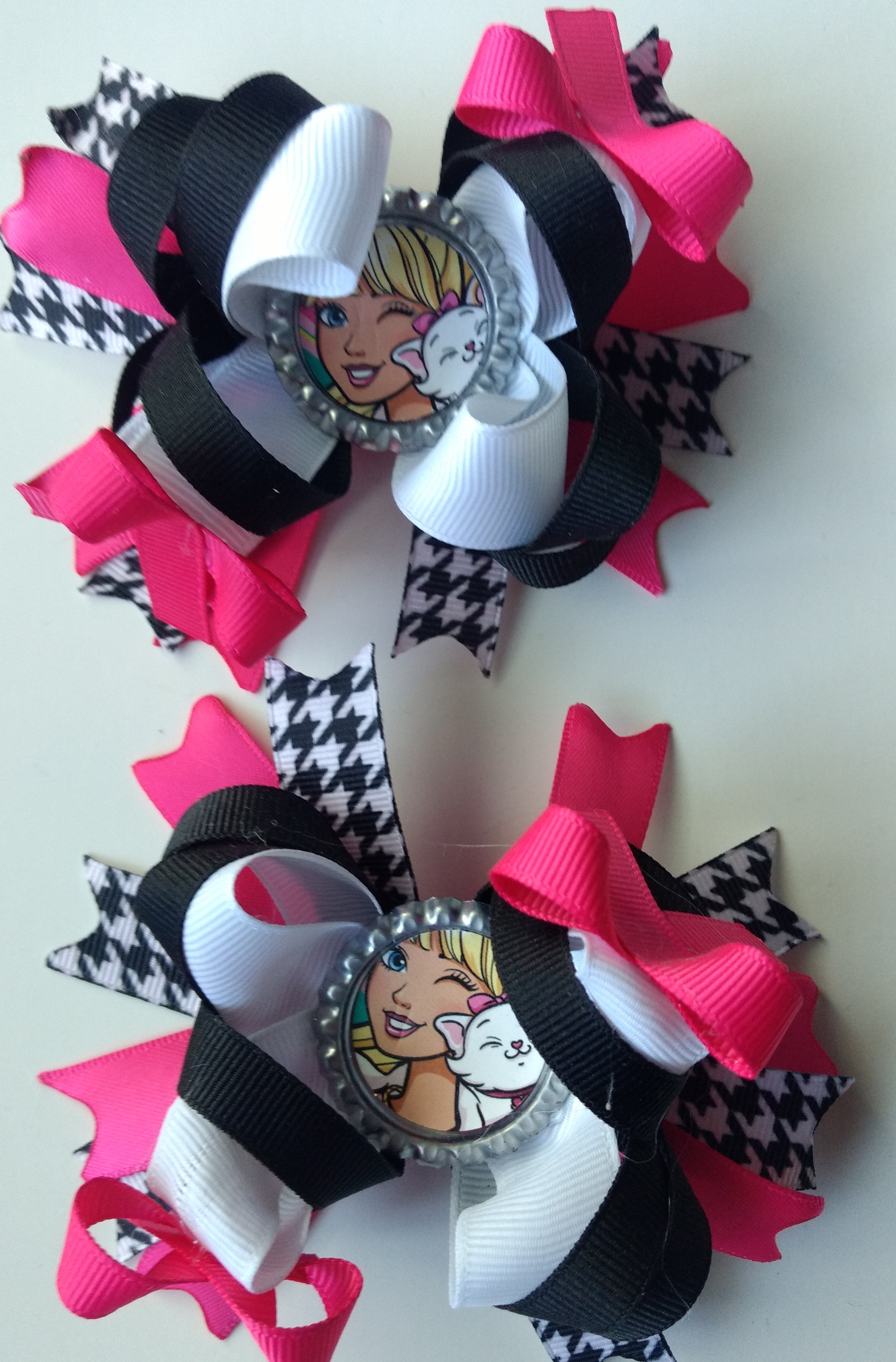 Barbie bow